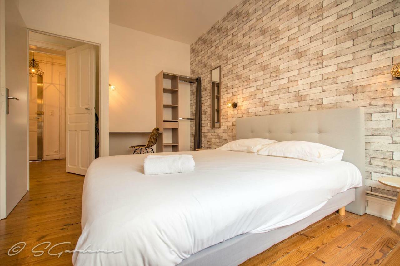 Pau'S Appart Apartment Екстериор снимка